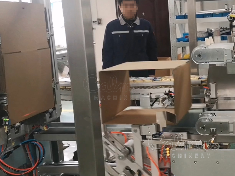 ケースの立ち上げ - バターレンガ用ケースパッカー