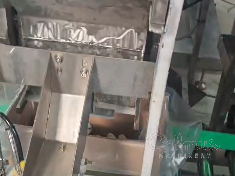 롤빵 적재 - 백인박스 포장 라인